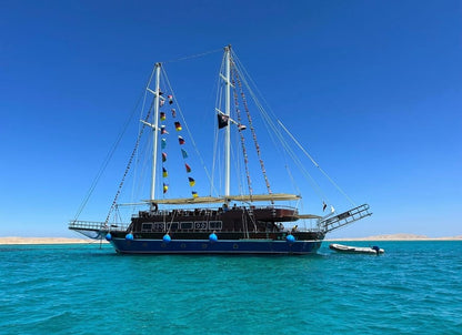 Pirates Sailing Boat to Orange Bay with Transfers