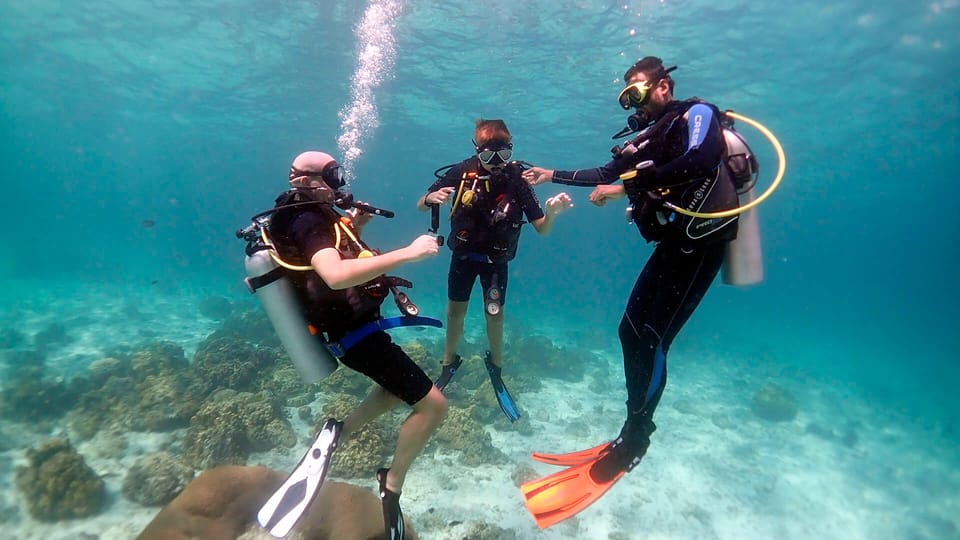 Two sites Scuba Diving in Hurghada Full Day Boat Trip