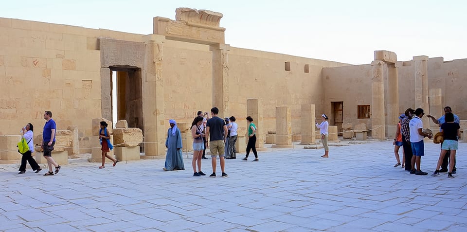 Luxor Private Guided Tour from Hurghada by mini van