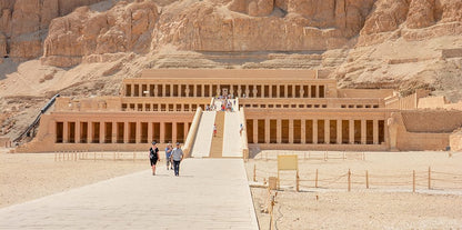 Luxor Private Guided Tour from Hurghada by mini van