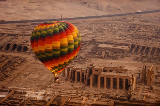 1-Night in Luxor, Hot Air Balloon, & Transfer