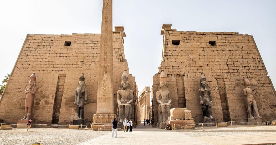 Luxor Private Guided Tour from Hurghada by mini van