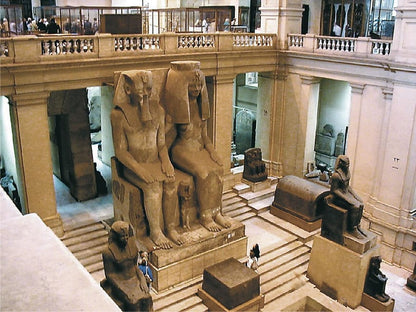 Guided Pyramids, Sphinx and Egyptian Museum Tour